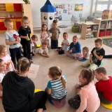 Každá stránka příběh má, pohádka v ní začíná