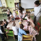 Knihadélko - O nebi na zemi